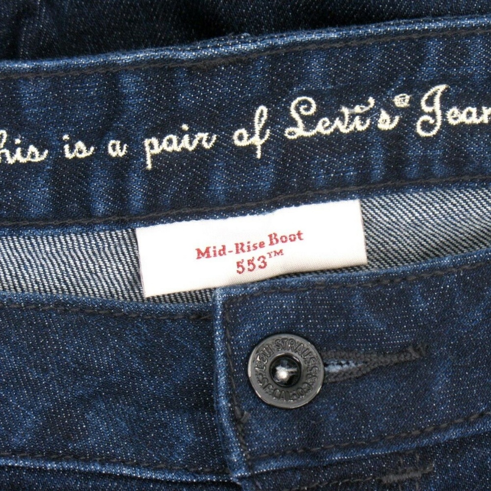 Levi's 553 - Jeans - Tag Size 14 Long - 32 Inseam - Picture 6 of 8